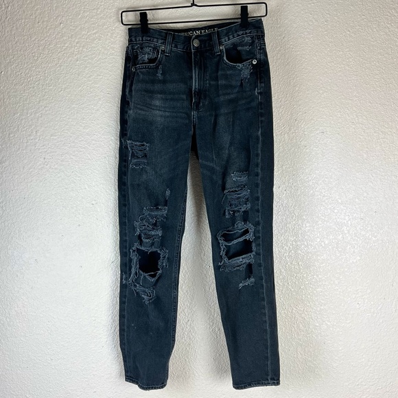 American Eagle Distressed Black Mom Jeans 2 - Picture 1 of 12